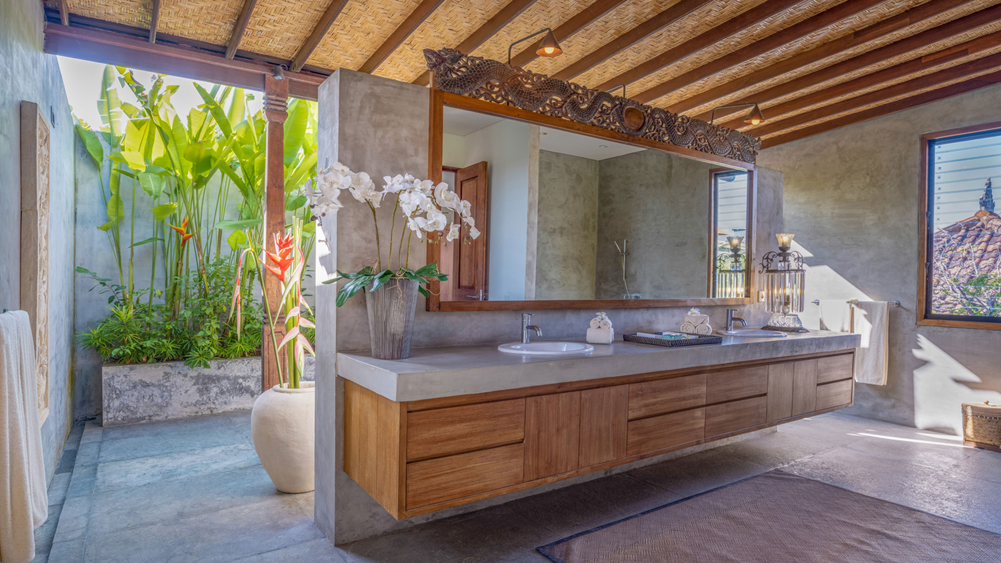 Villa Mandalay Dua - Master bathroom